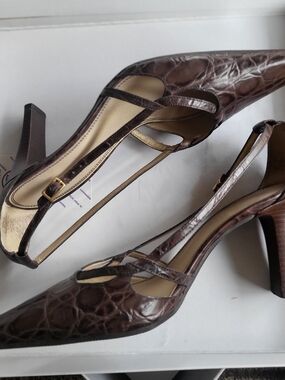 Unisa Brown Croc-Embossed Pointed Slingback Heels